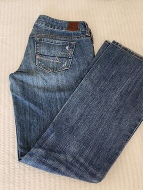 American Eagle Favorite Boyfriend Classic Blue Denim Jeans